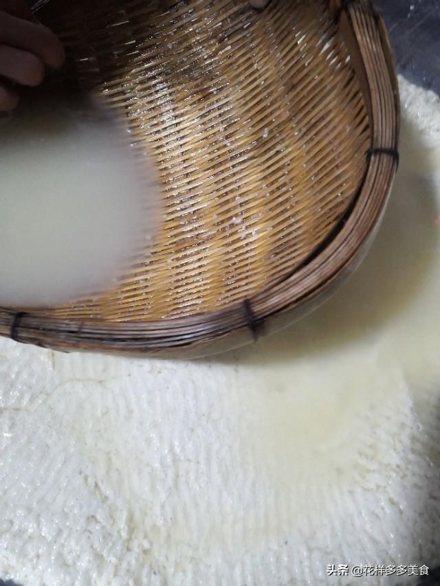 豆花的做法和配方，制作豆腐花的配方和方法窍门（师傅教你这样做正宗的四川豆花）