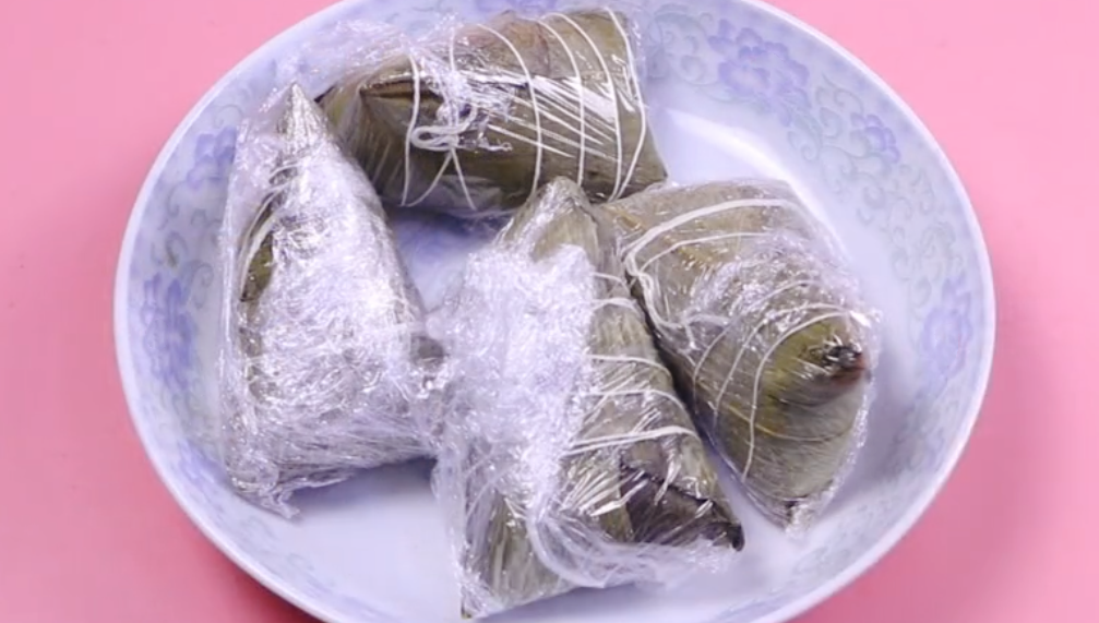 图片[6]-【板栗肉粽】做法步骤图 新鲜软糯 放3个月不坏-起舞食谱网