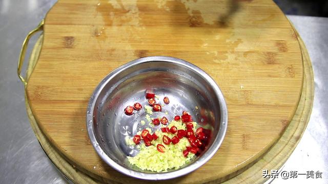 西兰花怎样做好吃，西兰花怎样做才会更好吃（厨师长分享西兰花简单好吃的做法）