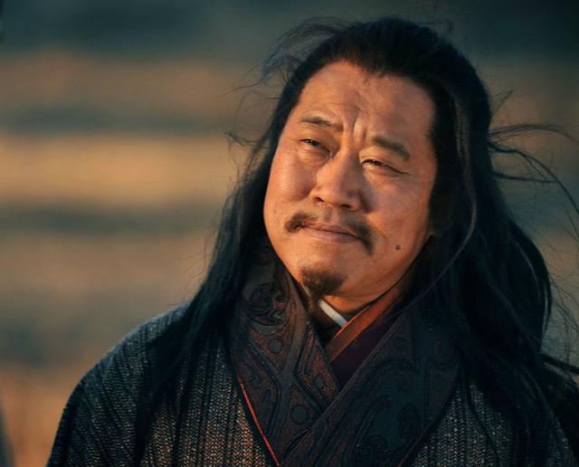 事实上,历史上的赤壁之战并没有庞统什么事,更不会有庞统巧献连环计这