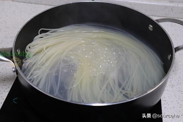 湖南正宗汤粉的做法和配方，湖南正宗汤粉的做法和配方图片（教你做正宗的长沙米粉）