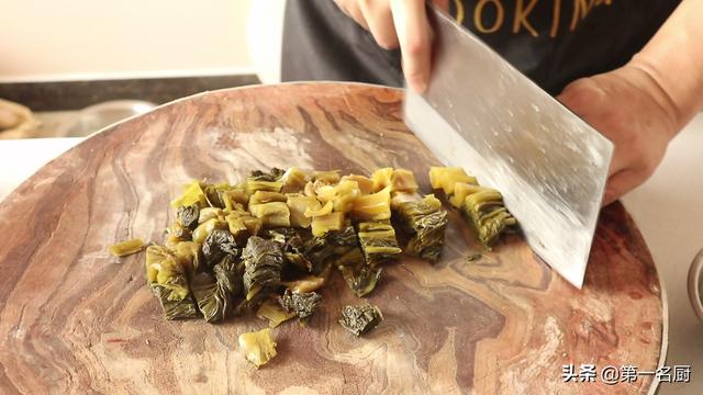 鲤鱼能做酸菜鱼吗，学会这个小技巧