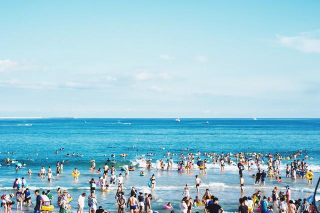 三亚蜈支洲岛好玩吗，三亚蜈支洲岛可以玩什么（三亚旅游不可错过的3个景点）