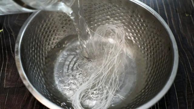 清蒸娃娃菜的做法,清炒娃娃菜的做法大全(娃娃菜和粉丝一起蒸) 清蒸娃娃菜的做法,清炒娃娃菜的做法大全(娃娃菜和粉丝一起蒸)