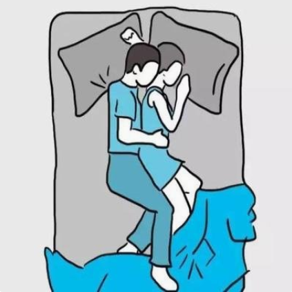 给你枕手臂的男人心理，男人胳膊给女人枕啥意思（就能看出他爱你的深浅程度）