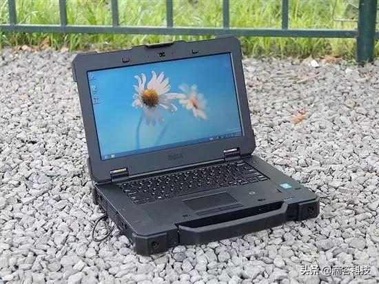 韩朵朵，微信头像，韩朵朵（扒一扒《流浪地球》中的数码“周边”有哪些）