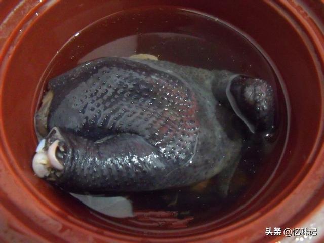 补血益气乌鸡汤，补血益气乌鸡汤做法（补血益气乌鸡汤做法大全）