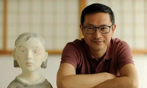 紫色是冷色还是暖色，紫色属于冷色还是暖色（你最喜欢的颜色）