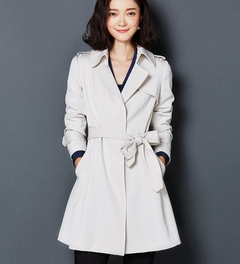 大衣的蝴蝶结怎么打，大衣蝴蝶结怎么系简单好看（不会系带方法可不行）