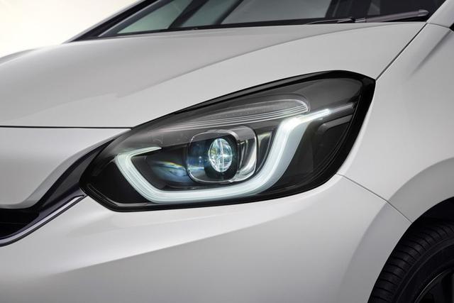 飞度国6车什么时候上市，飞度国六版车型什么时候上市（8万块的“本田超跑”国六的全新飞度终于来了）