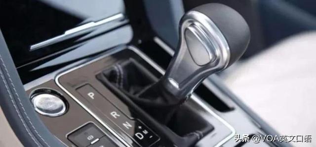 service是什么意思，汽车上的service是什么意思（一个英文字母暴露你的英语水平）