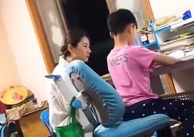 加上等于仿写一句话，仿写一个宇宙加法句子（别让你固化的想法阻碍了孩子）