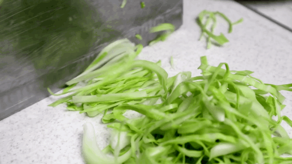 烧肉为什么放生姜，烧肉为什么放生姜和大蒜（在家就能轻松搞定）