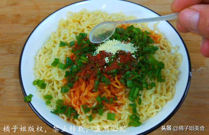 圖片[9]-方便面最新吃法 香辣爽口 吃著超過癮-起舞食譜網(wǎng)