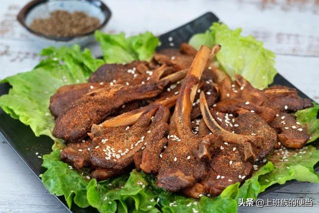羊小排怎么做好吃，教你在家自制烤羊排