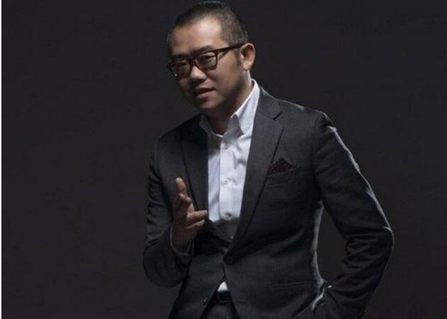 43岁涂磊“神秘妻子”露面！长相一脸的旺夫，难怪宠她这么久，你怎么看，43岁涂磊“神秘妻子”露面！长相一脸的旺夫（长相一脸的旺夫）