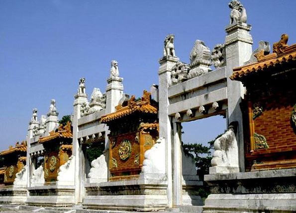 牌坊是什么意思，立牌坊说贞洁是什么意思（欣赏一组壮观的中国牌楼）