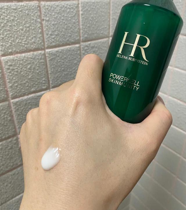 兰蔻小黑瓶和雅诗兰黛小棕瓶哪个好，进口眼膜排行榜10强：兰蔻小黑瓶眼膜第4（“四大精华”深度测评）