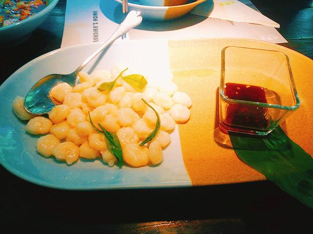 杭州有什么好吃的，杭州西湖边上有哪些好吃的餐馆（也要吃这6种美食）