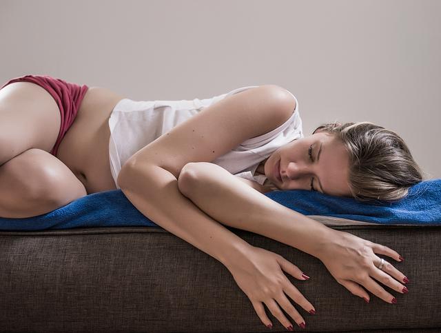 月经期间怎样减肥最快，抽20斤脂肪要多少钱（经期减肥法：4个阶段把握好）