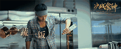 谢霆锋甄子丹合影，直言：近十年最满意的影片