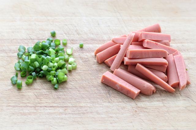 年糕煮多久能熟，韩国年糕要多久才能煮熟（十分钟就上桌的酱汁年糕）