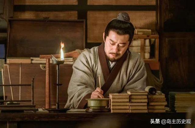 滕子京为何被贬，滕子京为何被贬（范仲淹与司马光各执一词）