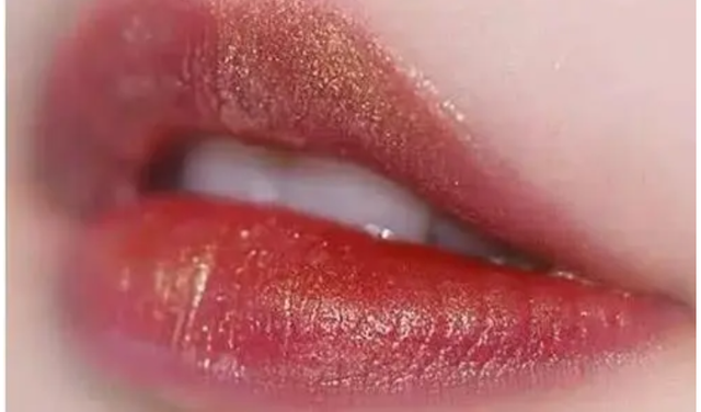 口红颜色怎么选，口红颜色怎么挑选（选到合适的口红没那么难）