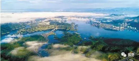 安徽月亮湾自驾游攻略，安徽月亮湾风景区（安徽这5条安徽自驾游经典线路必须去）