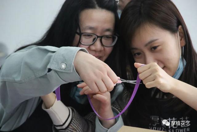 教你制作简单可爱的小盒子，教你制作简单可爱的小盒子怎么做（黏土抽纸盒DIY，好玩又可爱）