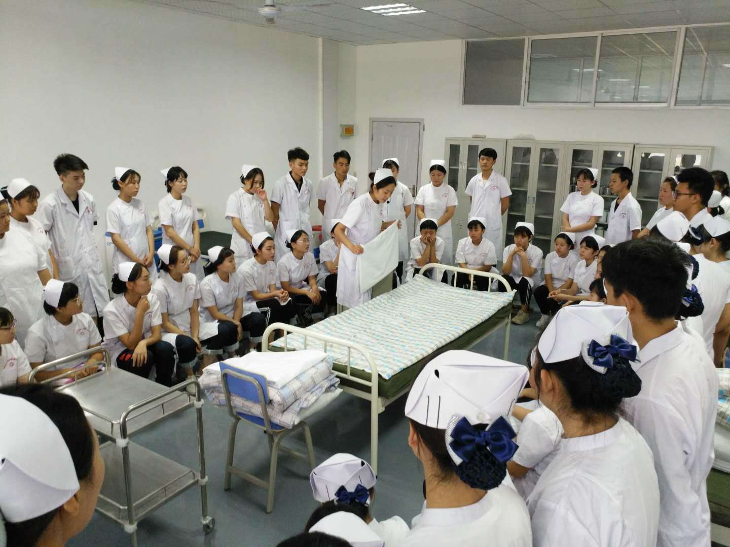 石家庄医专(河北省公办职业中专学校有哪些)
