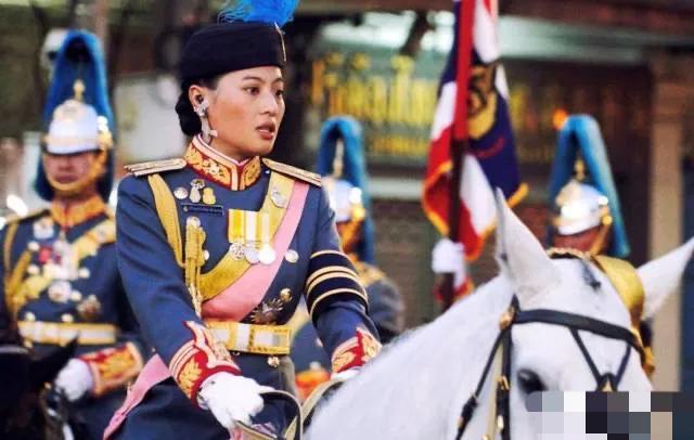 皇室公主三千金，阿联酋迪拜皇室公主告诉你（却活成了人生赢家的模样）