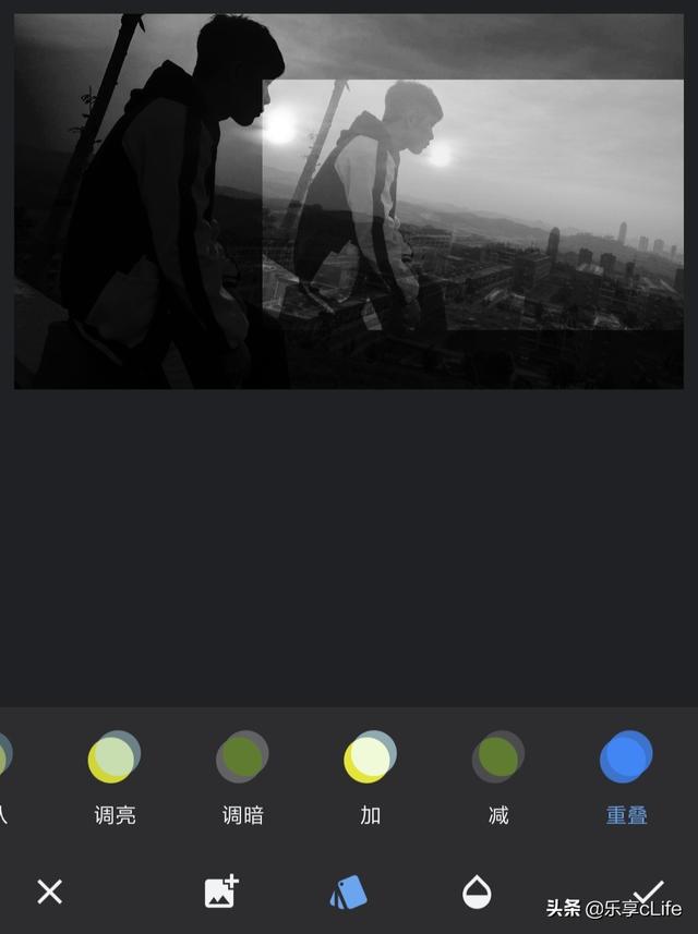 如何让照片出现重影，怎么让照片重影（Snapseed入门教程04-《双重曝光的使用》）