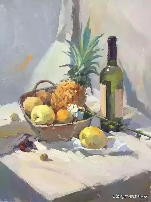 花瓶怎么画简单好看，花瓶怎么画好看又简单（色彩如何画好陶罐、塑料瓶、玻璃器皿等）