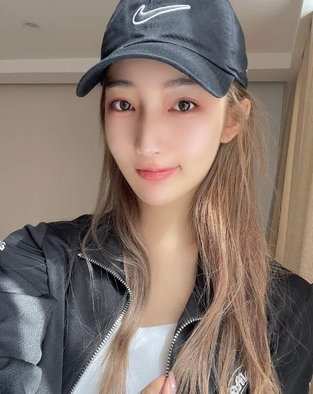 吴亦凡恋情实锤，与18岁女生恋爱后分手致其抑郁，两天曝3位前任