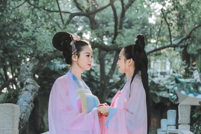 王勃的诗有哪些，李白的唐诗有哪些（他的这些诗也很有名）