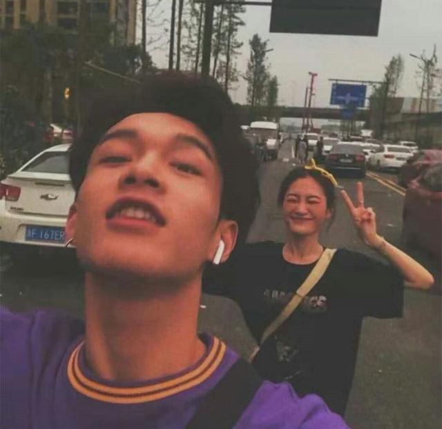 小短裙，微信头像，小短裙（情侣头像丨没能遇见你）