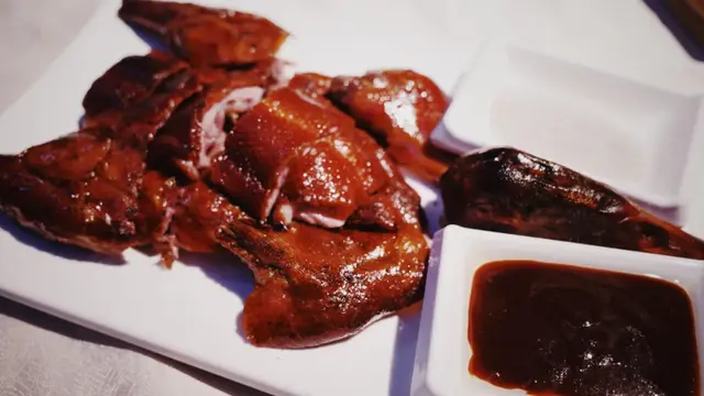 昆明周边好玩的地方，昆明周边好玩的地方有哪些（来到四季如春的昆明）