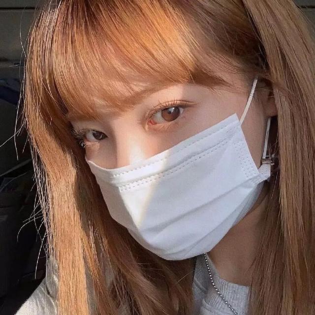 动漫女生头像   今天天气很好适合打打闹闹微信，动漫女生头像   今天天气很好适合打打闹闹，更适合亲亲抱抱（女生：可以获得漂亮并且温柔）