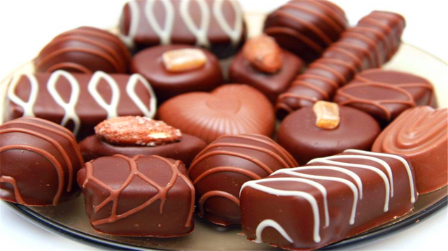 蛋挞热量高不高，蛋挞热量高还是蛋糕热量高（容易让人发胖的5种零食）