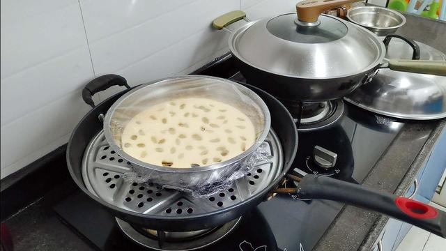 铁盆可以放烤箱吗，铁盆能不能放烤箱（不用打蛋器也能做蛋糕）