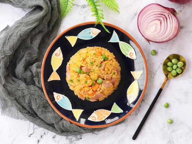 炒饭是什么意思，炒饭什么意思（从庙堂美馔到市井野食）