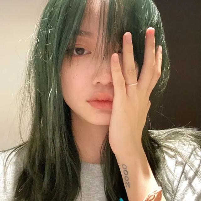 最凉不过人心图片，最凉不过人心，微信头像（也觉得冷可我不会拥抱别人）