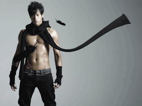 孙俪为何没看上何润东，孙俪为什么没选择何润东（“猛男专业户”何润东）