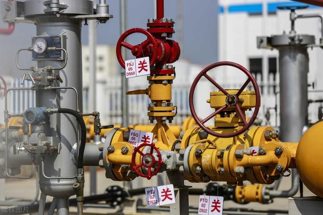 金字塔体积公式，棱锥体积公式的推导及数学实验（世界20大“巨无霸”工程有哪些）