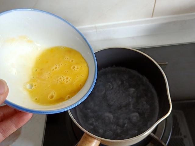 葛根粉的功效与作用及食用方法，葛粉的功效与作用及食用方法（女人1周最好吃2次）