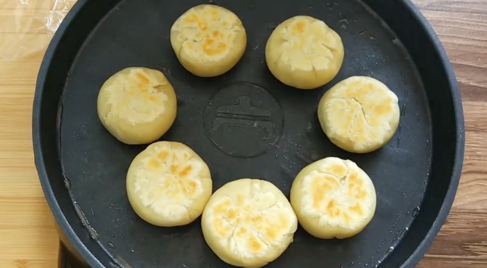 图片[9]-【绿豆饼】做法步骤图 酥到掉渣 做法超级简单-起舞食谱网