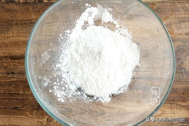 糯米酒怎么做甜汤，糯米酒甜汤的家常做法（冬日驱寒养胃的一碗甜汤）