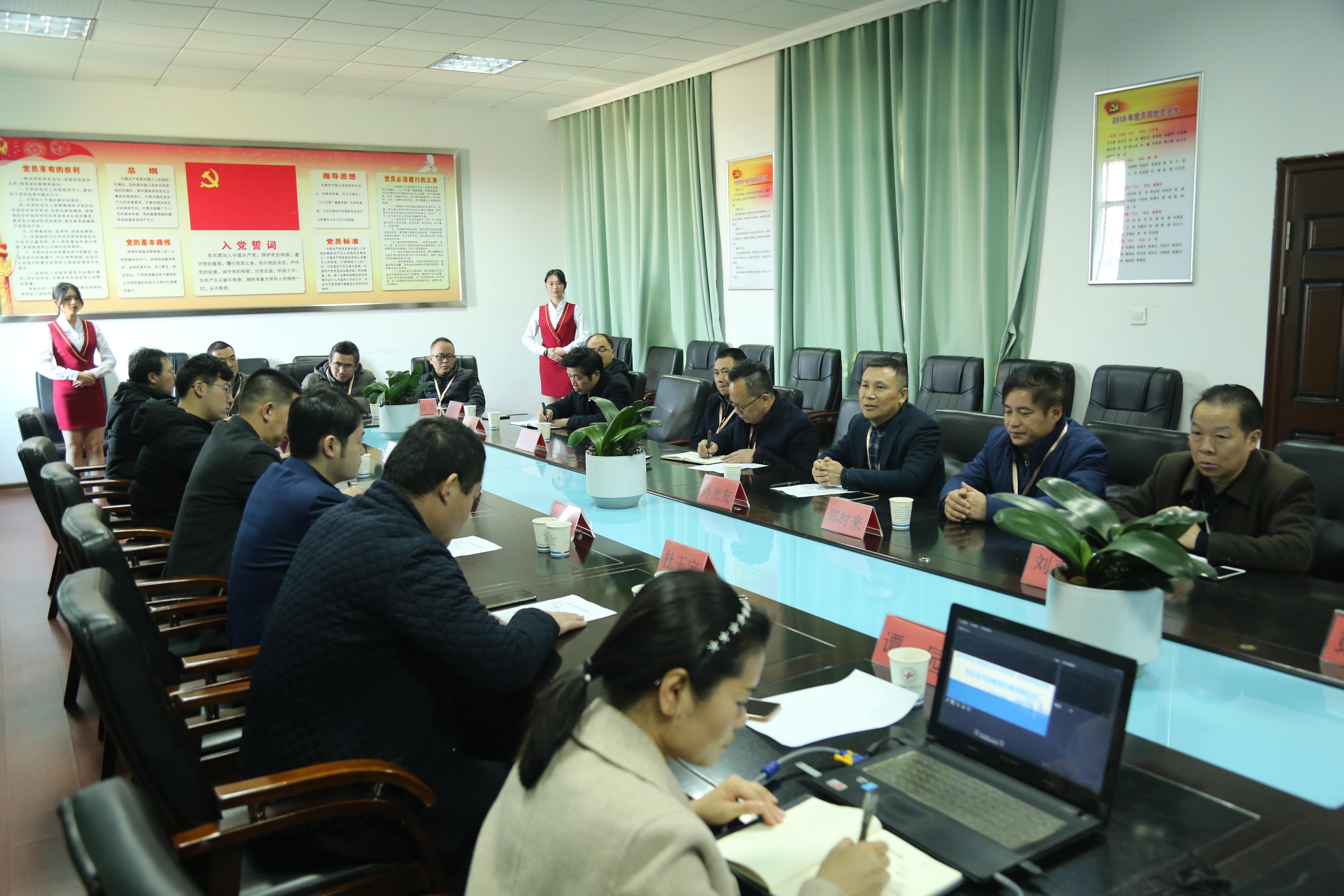 岳阳市第一职业中等专业学校（在岳阳市第一职业中专与海尔集团校企合作签约暨授牌仪式上的讲话）