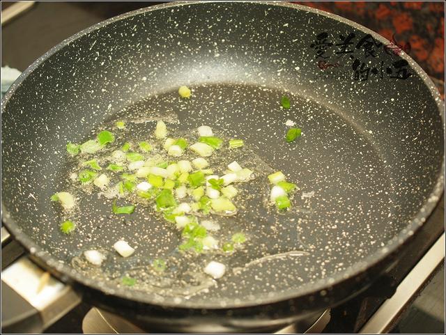 牛菌菇怎么做才好吃，只要将它炒熟即可